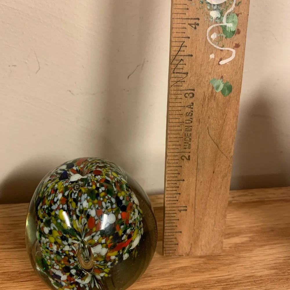 Paperweight - Picture 3 of 4